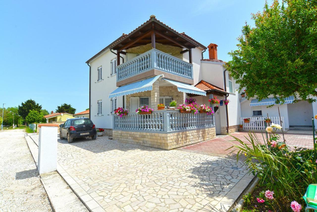 Apartments Mila Medulin Exterior foto
